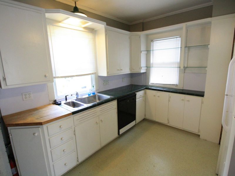 242 E Northwood Avenue , Columbus, OH 43201 Photo 6