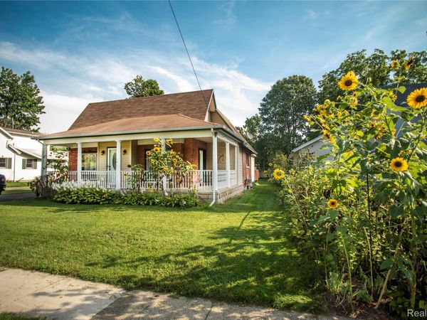 131 E Washington Street, Dimondale Village, Mi 48821