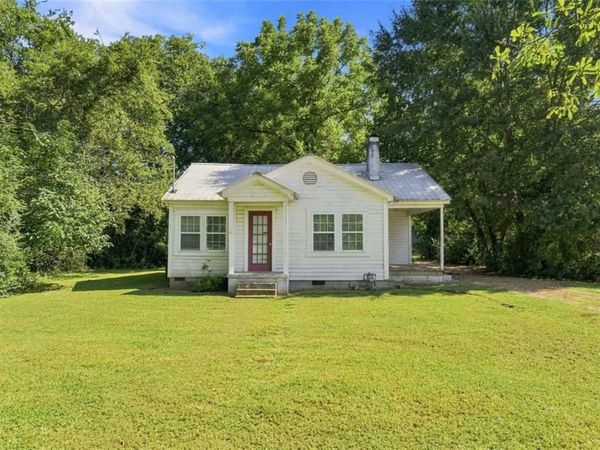 100 1st Street , Summerville, GA 30747
