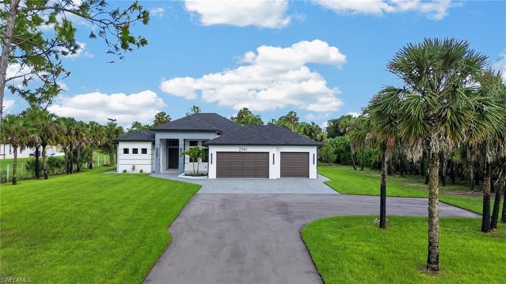 2941 32nd Ave Se, Naples, FL 34117 Photo
