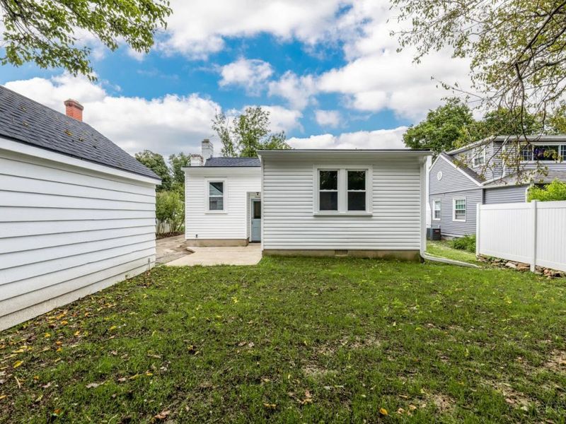 20 Sherry Road, Wyoming, OH 45215 Photo 25