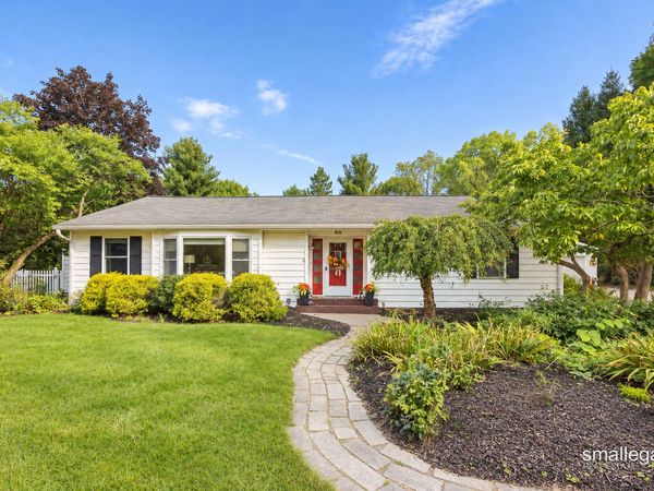 610 W Ellis Avenue, Belding, MI 48809