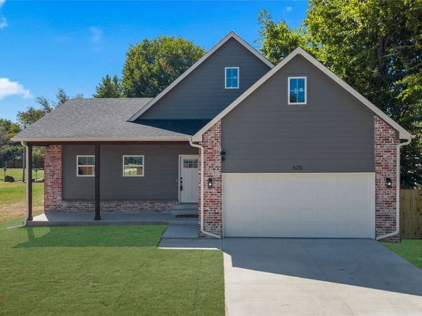 620 E Seminole Place , Tulsa, OK 74106
