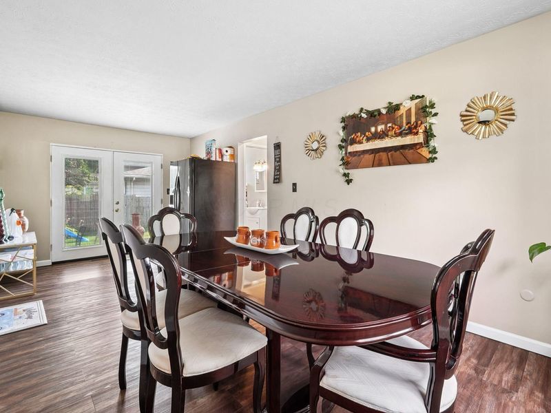 3008 Upton Road W, Columbus, OH 43232 Photo 10