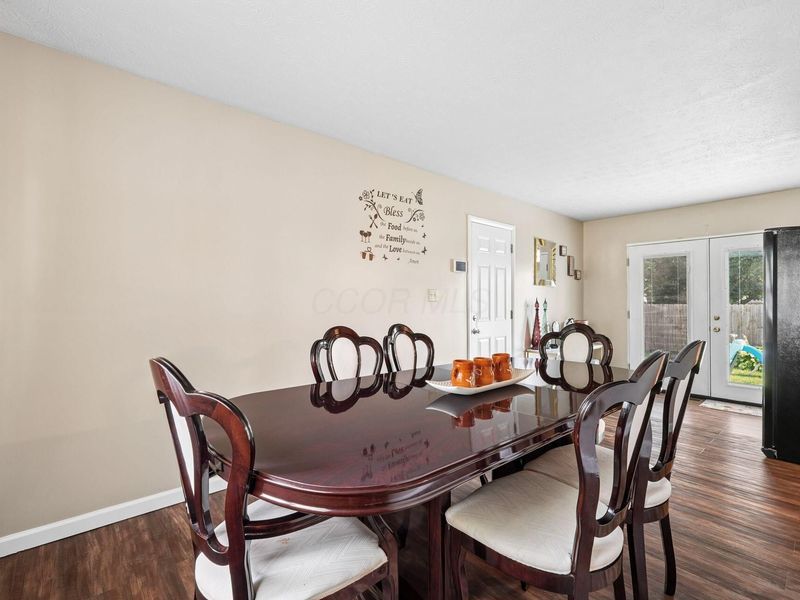 3008 Upton Road W, Columbus, OH 43232 Photo 11