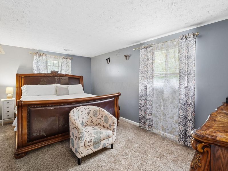 3008 Upton Road W, Columbus, OH 43232 Photo 13