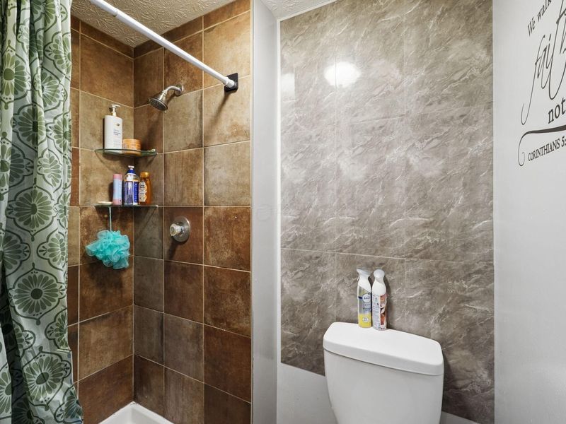 3008 Upton Road W, Columbus, OH 43232 Photo 15