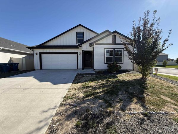 12451 Varga St, Caldwell, ID 83607