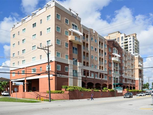 2280 SW 32nd Ave, Unit 213, Miami, FL 33145