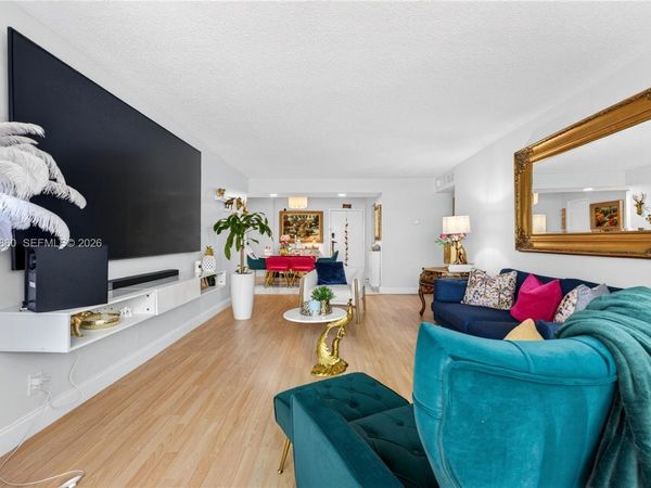 6600 Cypress Rd , Unit 405, Plantation, FL 33317