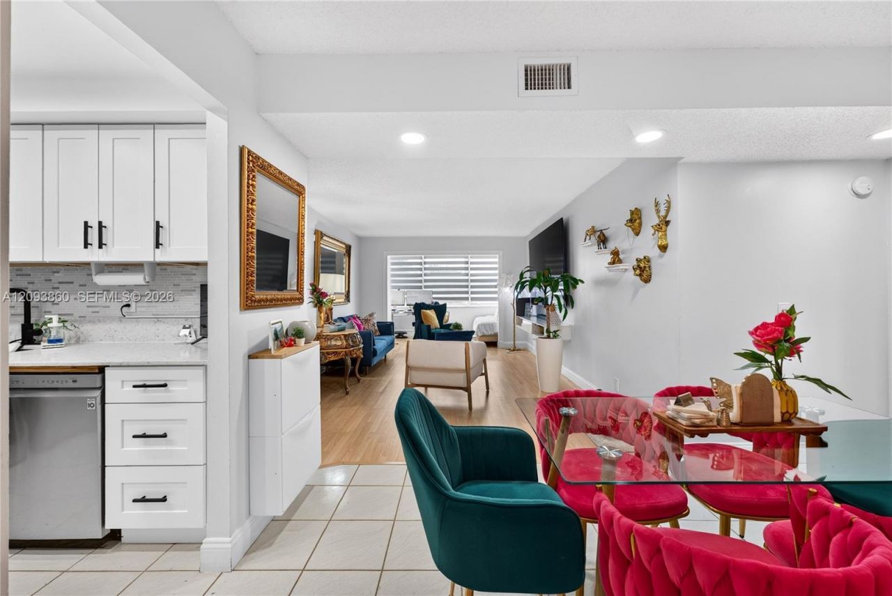 6600 Cypress Rd , Unit 405, Plantation, FL 33317 Photo