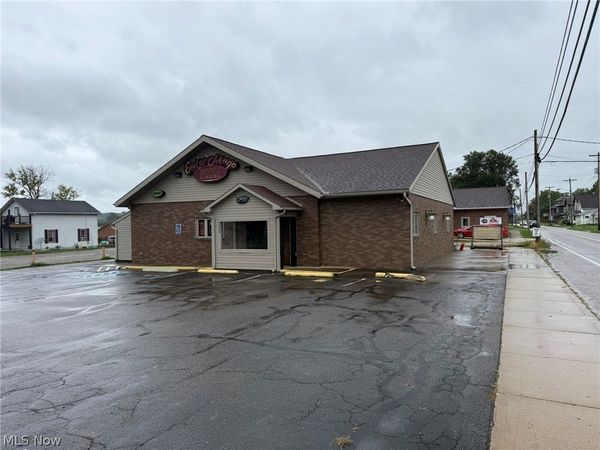 205 Commercial Avenue SE, New Philadelphia, OH 44663