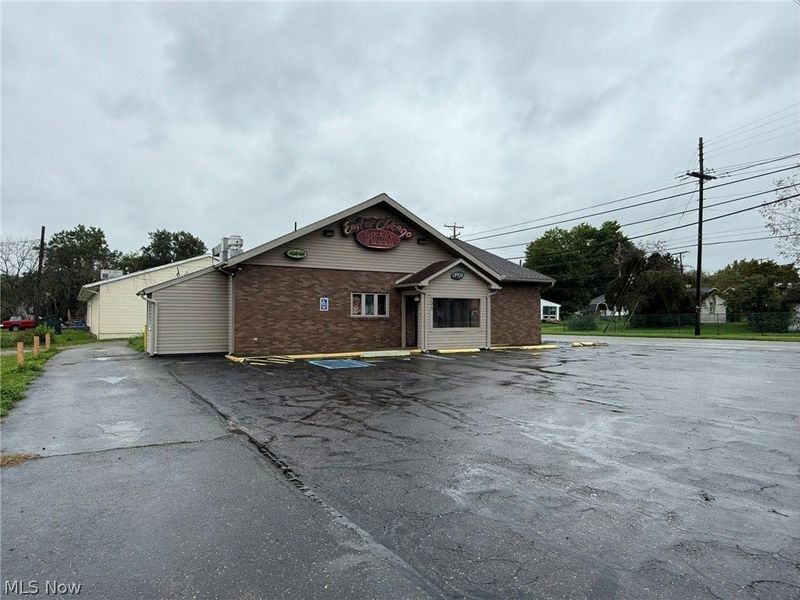 205 Commercial Avenue SE, New Philadelphia, OH 44663 Photo 26