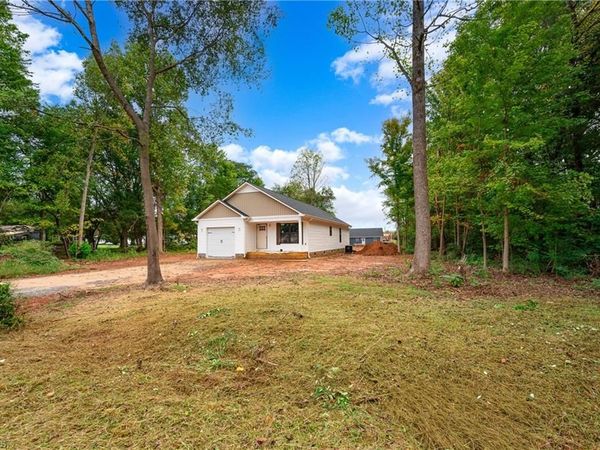 104 Roseman Lane , Statesville, NC 28625
