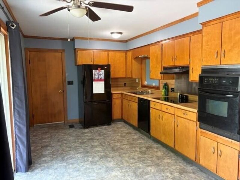 2561 Baty Road, Lima, OH 45807 Photo 5