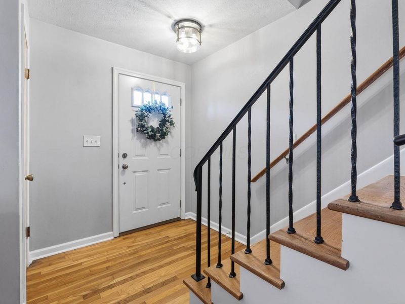 695 Island Court, Columbus, OH 43214 Photo 16