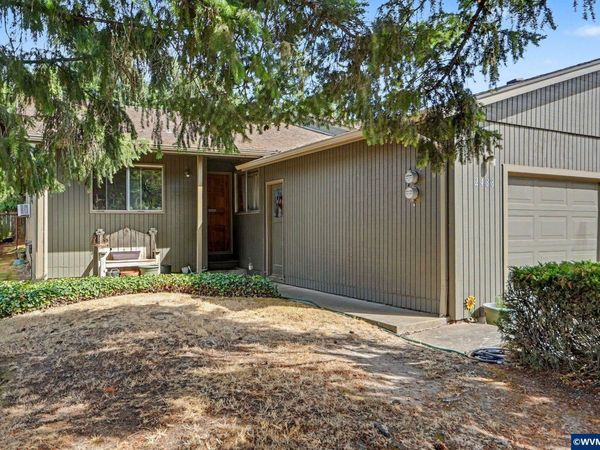 2486-2488 Wintergreen Av NW, Salem, OR 97304