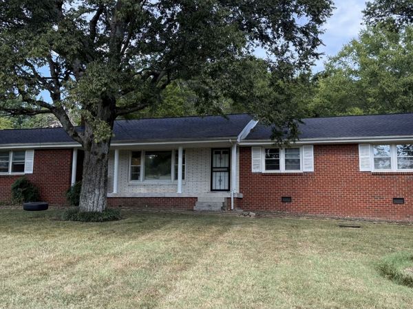 1106 Cartwright Cir N, Goodlettsville, TN 37072