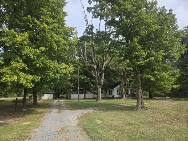 1614 Hwy 31W , Goodlettsville, TN 37072