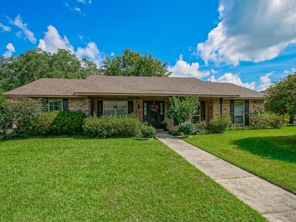 131 KINGSTON Drive , Slidell, LA 70458