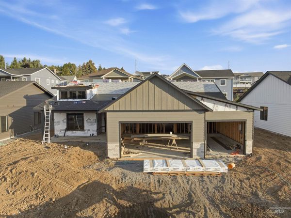2830 Cyprus Court, Moscow, ID 83843