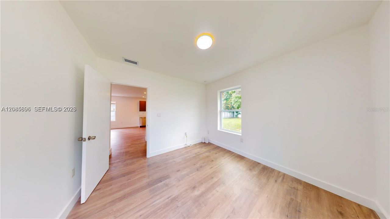 511 SE 2nd Street , Hialeah, FL 33010 Photo