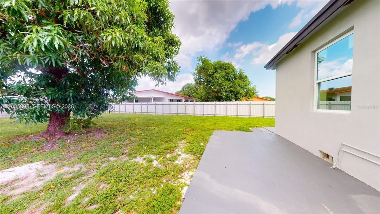 511 SE 2nd Street , Hialeah, FL 33010 Photo
