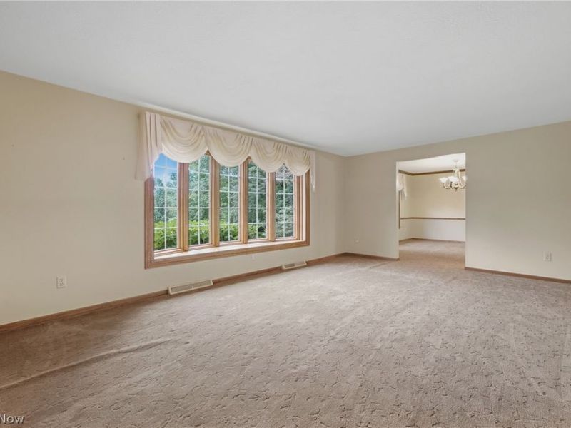2500 Treetop Circle NE, Canton, OH 44705 Photo 13