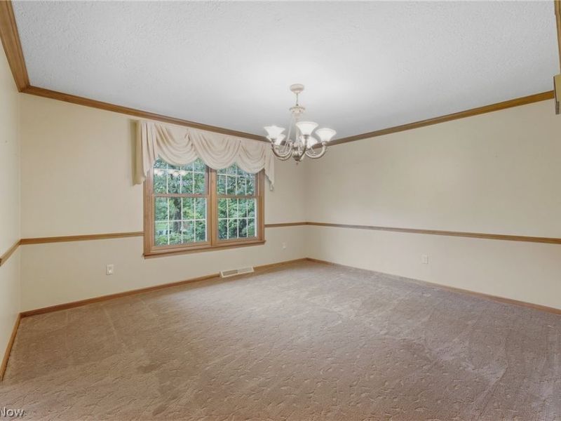 2500 Treetop Circle NE, Canton, OH 44705 Photo 15