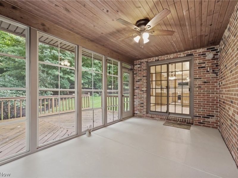 2500 Treetop Circle NE, Canton, OH 44705 Photo 23