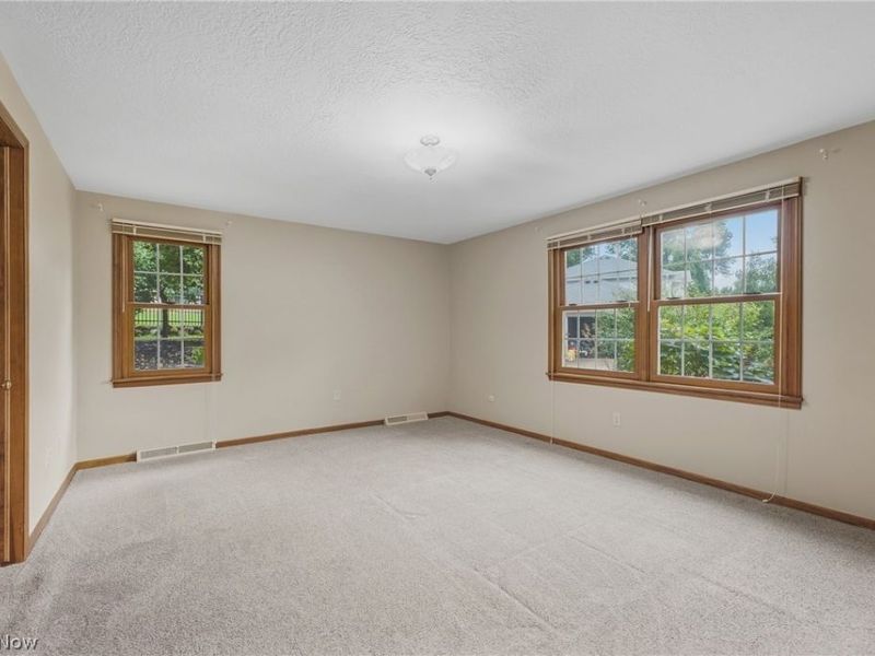 2500 Treetop Circle NE, Canton, OH 44705 Photo 33