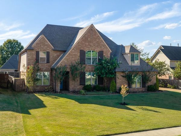 4909 AVI DR, Bartlett, TN 38002