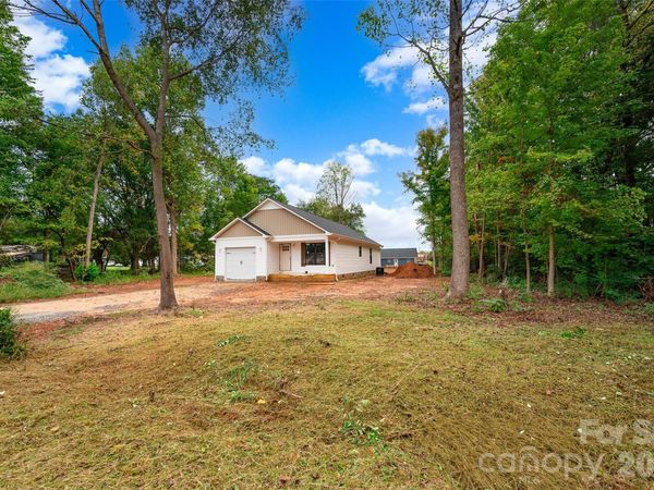 104 Roseman Lane , Statesville, NC 28625