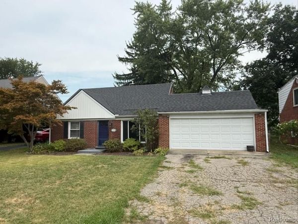 1729 Beverly Street , Sylvan Lake, Mi 48320