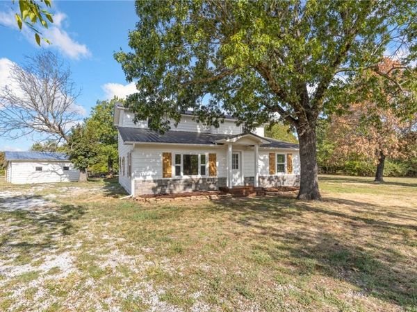 8020 Orchard Point , Harrison, AR 72601