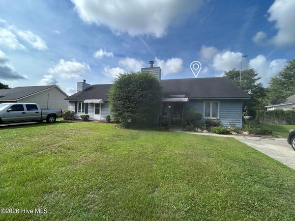 1904 White Hollow Drive , Greenville, NC 27858
