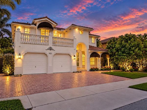 6051 SW 164th Ct , Miami, FL 33193