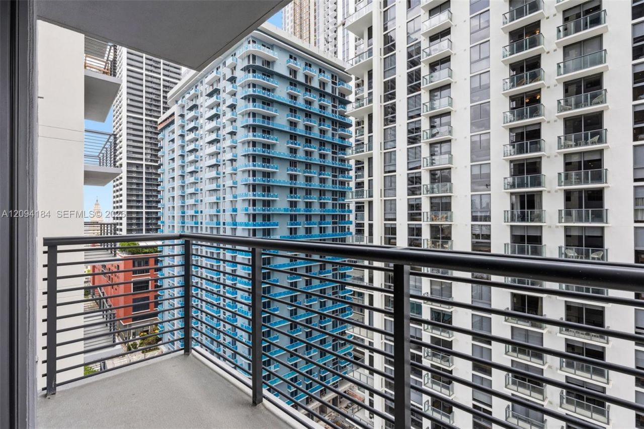 697 N Miami Ave , Unit 1810, Miami, FL 33136 Photo