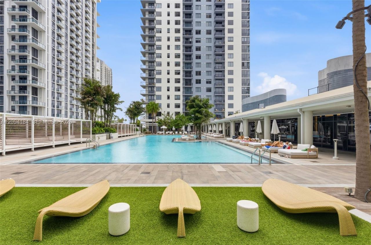 697 N Miami Ave , Unit 1810, Miami, FL 33136 Photo