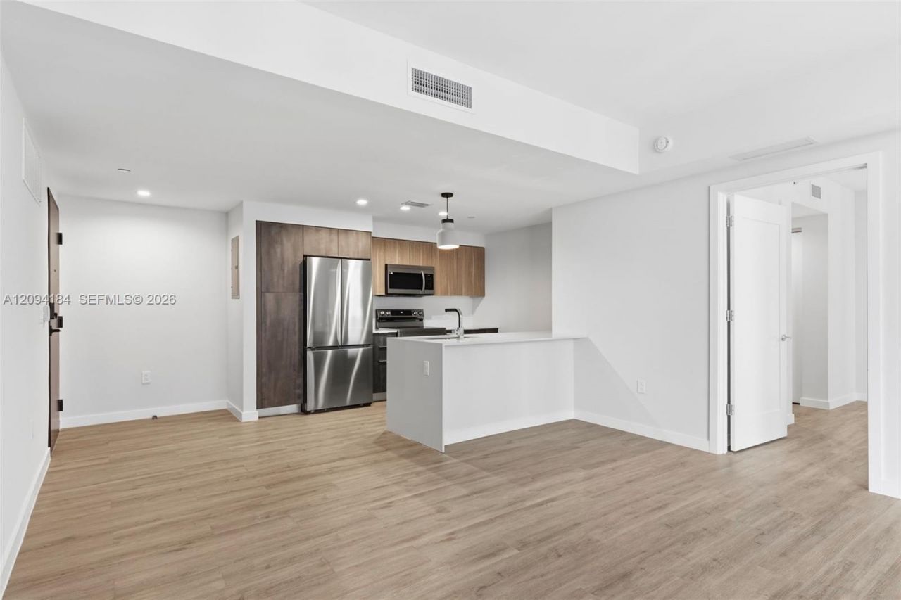 697 N Miami Ave , Unit 1810, Miami, FL 33136 Photo