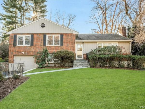 6 Crest Drive, White Plains, NY 10607