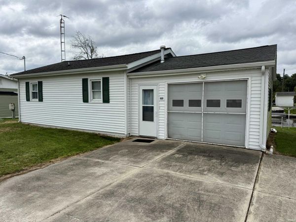 105 EMS B5 Lane, Leesburg, IN 46538
