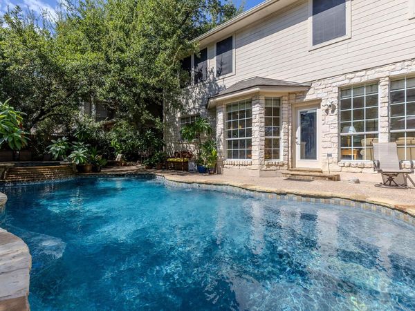 2041 Saint Andrews DR, Round Rock, TX 78664