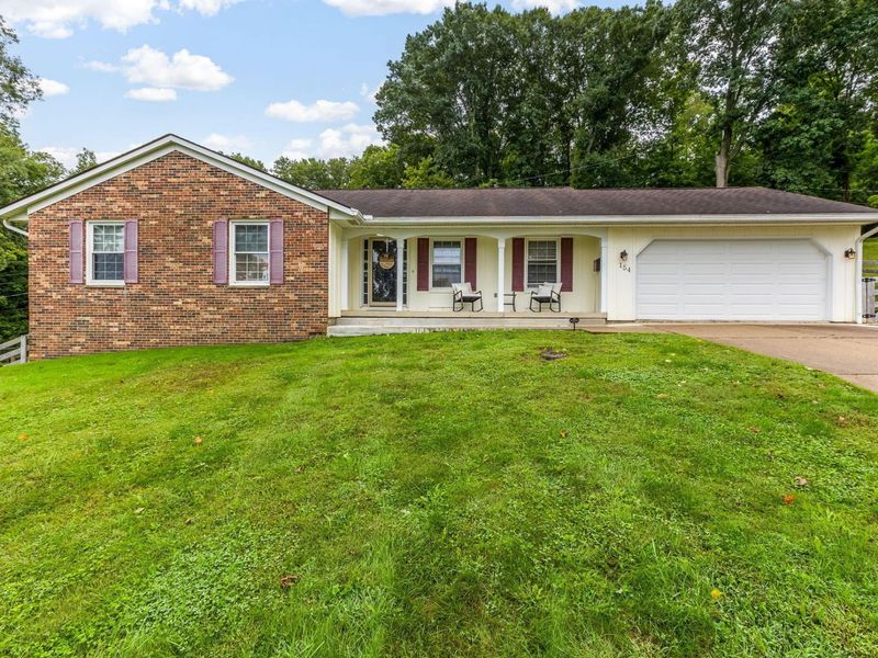 154 Alameda Court , Lancaster, OH 43130 Photo 2