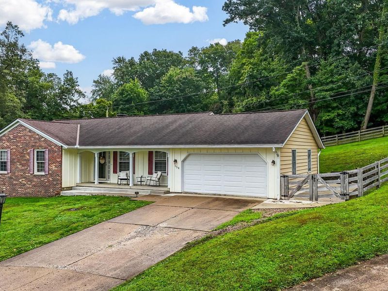 154 Alameda Court , Lancaster, OH 43130 Photo 3