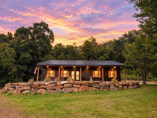 28625 Sorrel Lane, Wauzeka, WI 53826