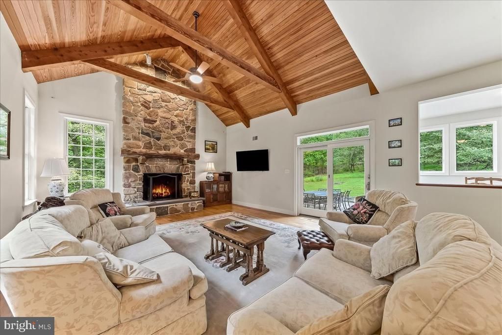 1 WHEELOCK LANE, MALVERN, PA 19355