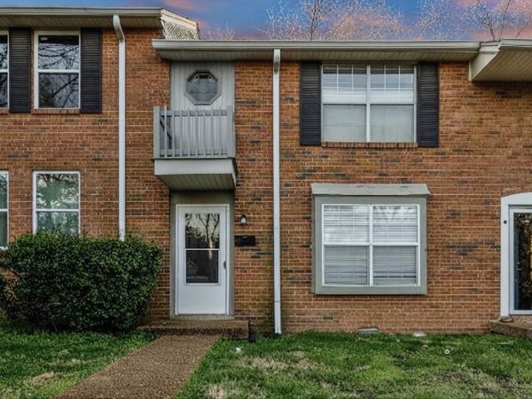 5510 Country Dr , Unit 12, Nashville, TN 37211