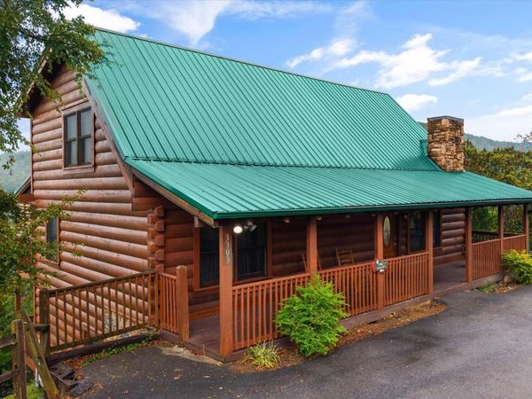 3303 Kestrel Way , Pigeon Forge, TN 37863