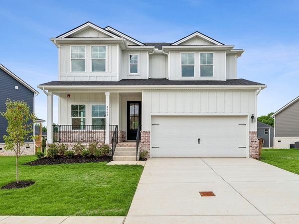 2968 Sharpstone Drive, Columbia, TN 38401
